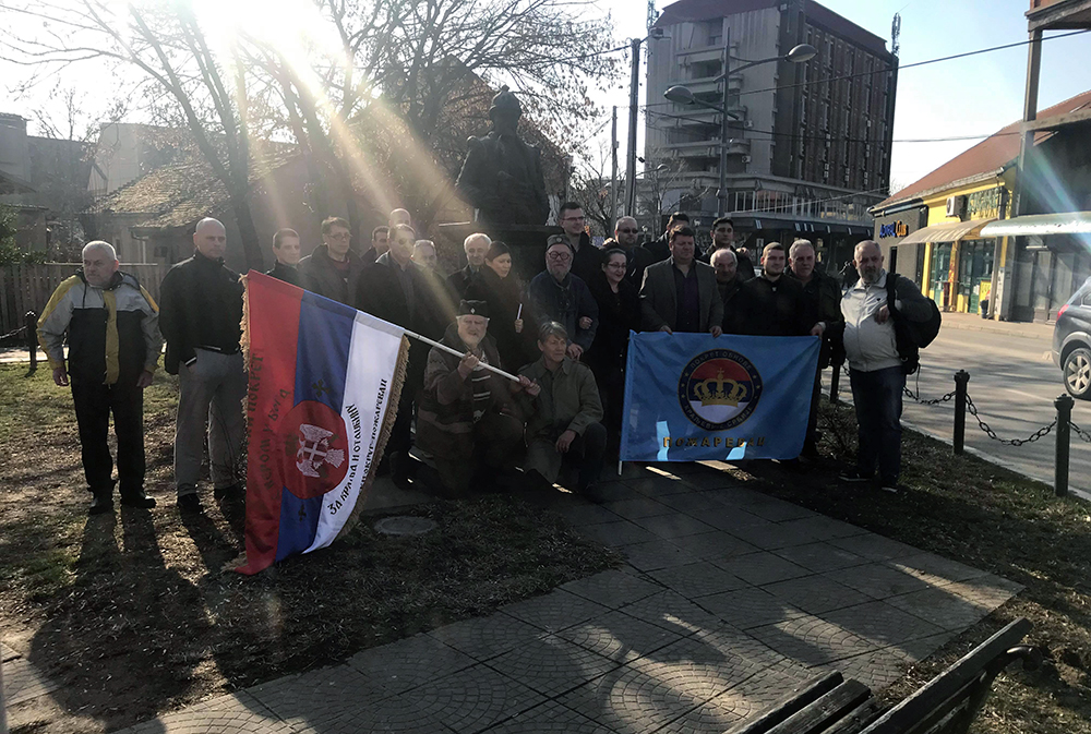 Obeležen početak Prvog srpskog ustanka polaganjem venaca na spomenik Vojvodama Petru Dobrnjcu i Milenku Stojkoviću FOTO