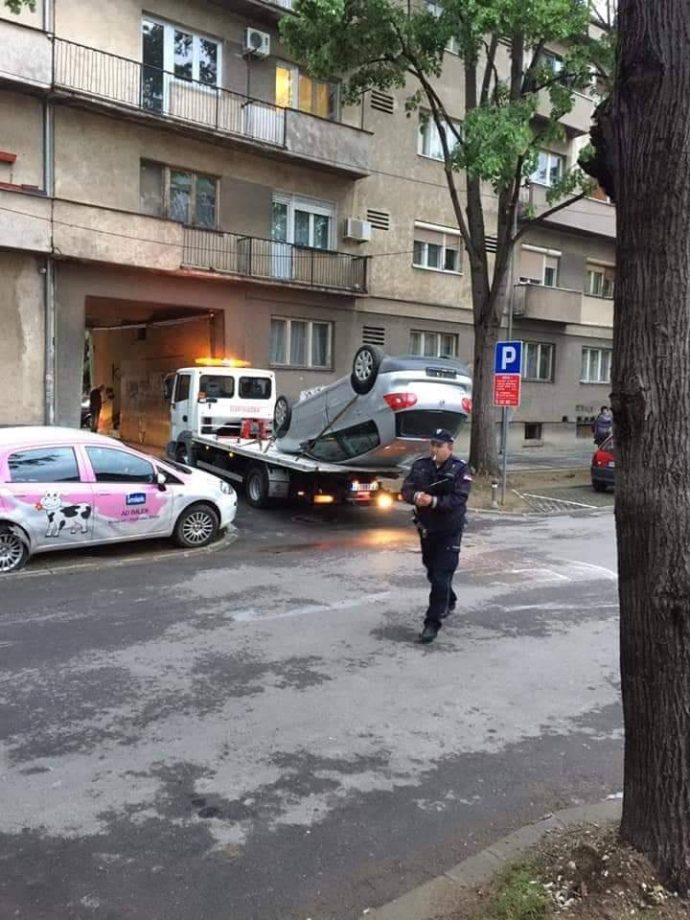 Saobraćajna nesreća u ulici Jovana Šerbanovića FOTO