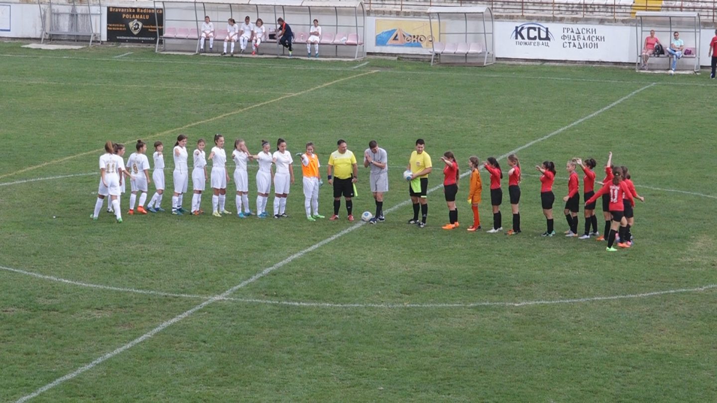 Fudbal: Selektivna utakmica u ženskom fudbalu za devojčice rođene 2004. i 2005.godine FOTO