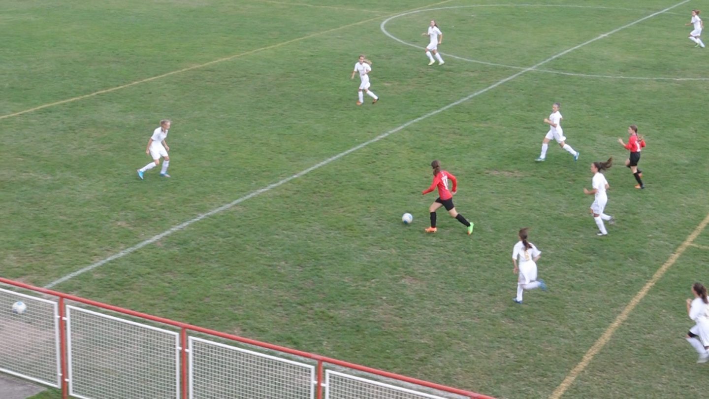 Fudbal: Selektivna utakmica u ženskom fudbalu za devojčice rođene 2004. i 2005.godine FOTO