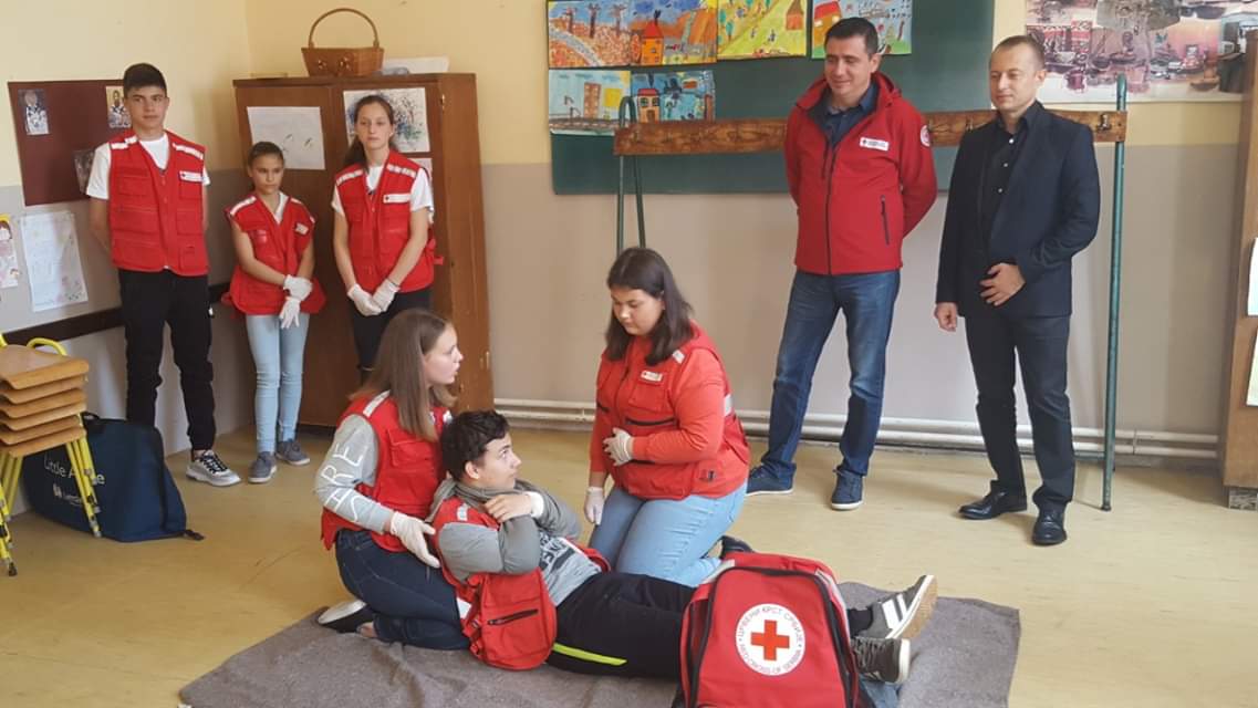 Crveni krst Požarevac: „Radni vikend na selu“ OŠ“Miloš Savić“ Lučica