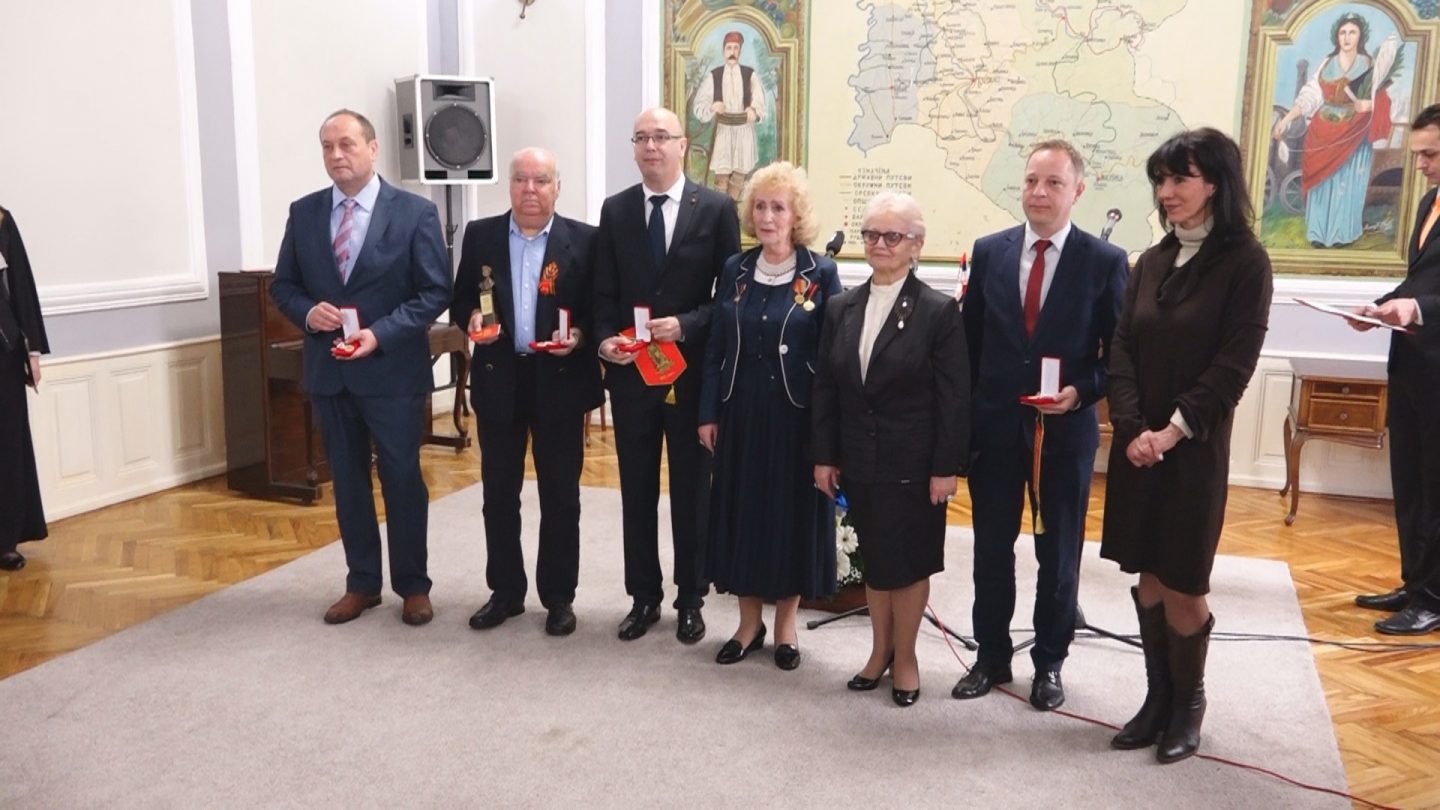 Obeležen Dan pobede nad fašizmom u Požarevcu i otkriven spomenik maršalu Žukovu na Čačalici FOTO