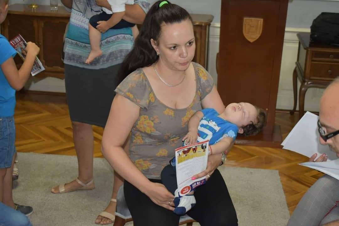 Podela Ponosnih kartica u Svečanim salonima Grada Požarevca