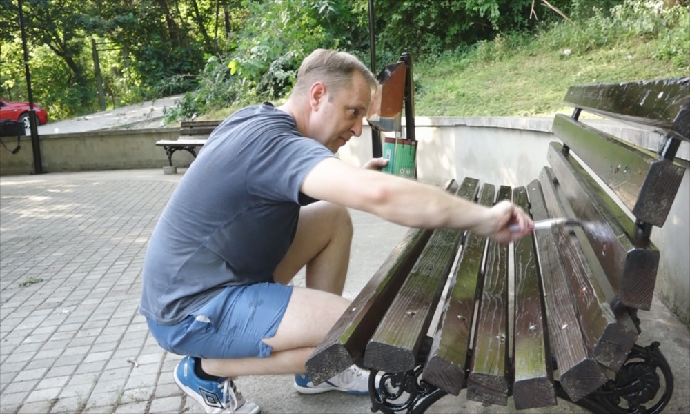 Članovi SNS stranke GO Požarevac nastavlja akcije uređenja javnih površina