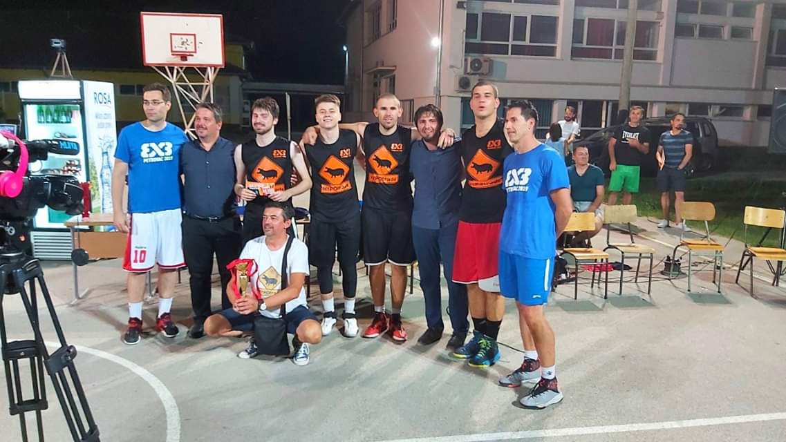 3X3 Turnir u basketu u Petrovcu na Mlavi – Pobednik „Nik elektro“