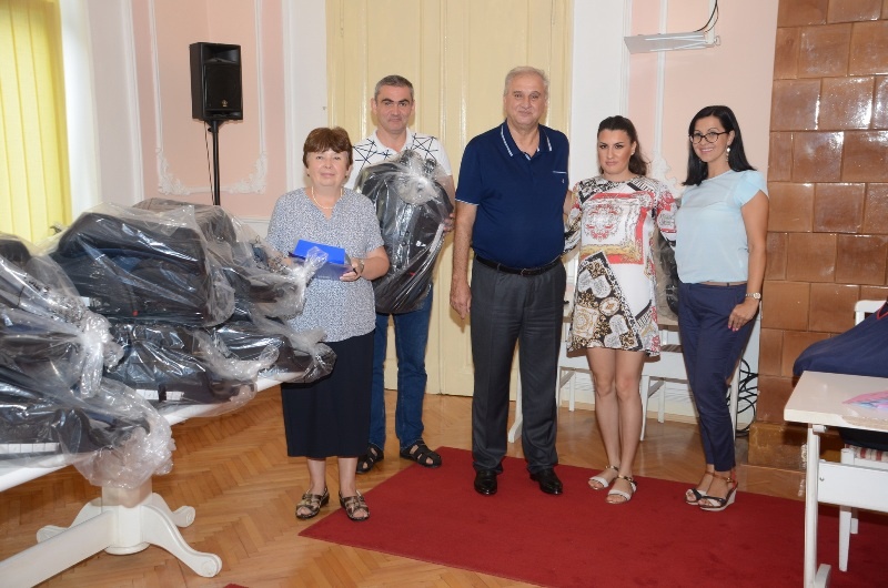Uručena pomoć roditeljima novorođenih beba
