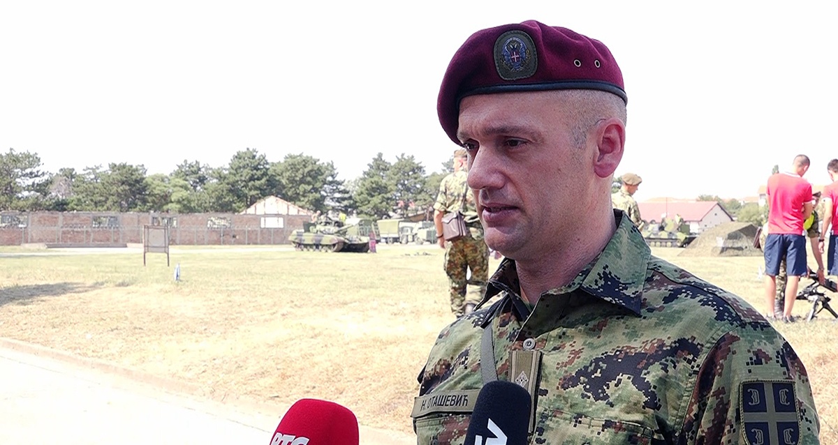 Zvezdini omladinci posetili Centar za obuku kopnene vojske (CO KoV) u kasarni „General Pavle Jurišić Šturm“ u Požarevcu