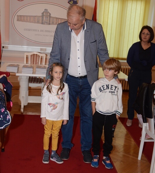 Mališani u okviru “Dečje nedelje“ posetili opštinu Veliko Gradište
