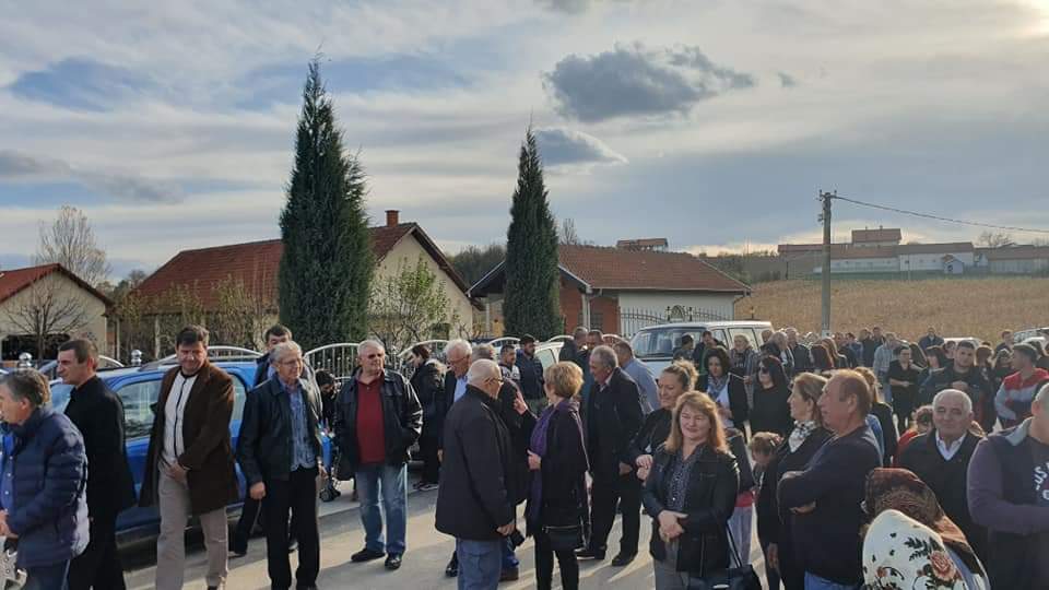 U naselju Manastirica rekonstruisan Dom kulture i puštena deonica novoasfaltiranog puta Manastirica – Mustapić u dužini od 1200 metara