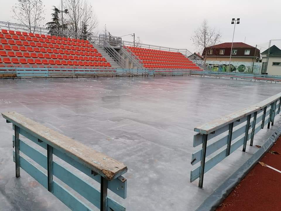 Počinje sa radom klizalište u Požarevcu