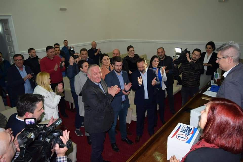 Srpska napredna stranka u Petrovcu na Mlavi predala izbornu listu za lokalne izbore