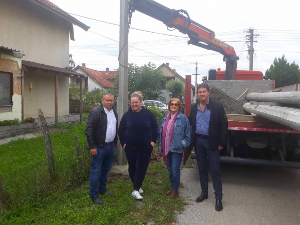 POSTAVLjANjE PROPUSTA ZA ATMOSFERSKE PADAVINE U NASELjU ĆOVDIN