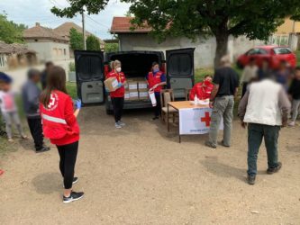 Crveni krst Požarevac : pomoć za najugroženije Rome
