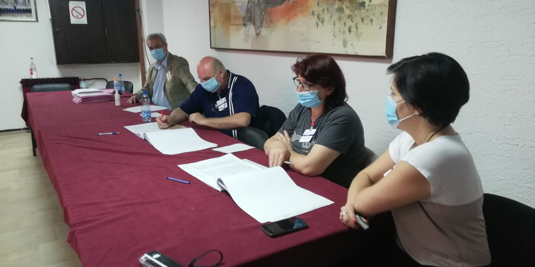 Izlaznost do 13 časova u Požarevcu i Kostolcu