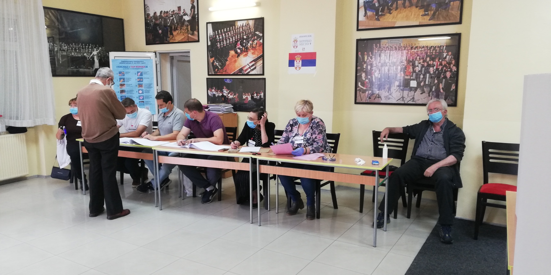 Dvesta hiljada birača odlučuje u sredu da li će još neko preći cenzus