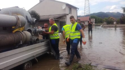 DOO „VODOPRIVREDA“ POŽAREVAC: na terenu svo ljudstvo i mehanizacija