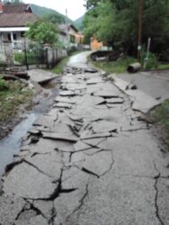 Na teritoriji Majdanpeka situacija mirna, posledice velike (FOTO)