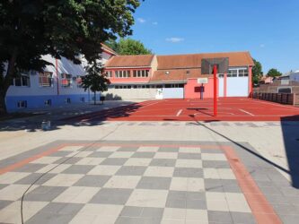Novi sportski tereni u dvorištu Osnovne škole „Kralj Aleksandar I“ u Požarevcu FOTO