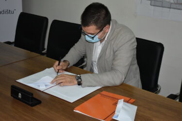 Projekat ,,Unapređenje preduslova za korišćenje lokalnih socio-ekonomskih potencijala kroz GIS u Požarevcu i Velikom Gradištu“
