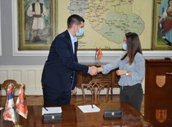 Požarevac: Potpisani ugovori o stručnoj praksi sa osmoro lica