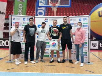 Ekipa „Stari grad“ iz Beograda osvojila prvo mesto na 3×3 turniru u basketu u Požarevcu (FOTO)