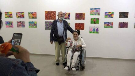 Galerija savremene umetnosti Požarevac: Izložba likovnih radova „Bojama do sreće“