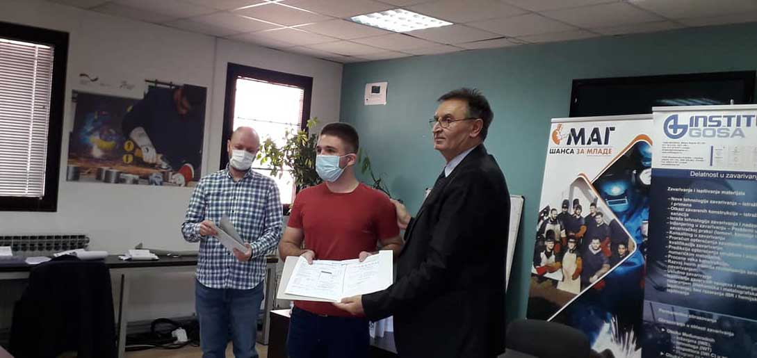 OBUČENO NOVIH 40 MLADIH ZAVARIVAČA Osim obuke, mladima je pružena šansa za zaposlenje