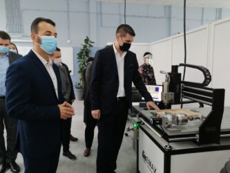 Tehnička škola sa domom učenika „Nikola Tesla“ u Kostolcu dobila najsavremeniju radionicu za obradu materijala