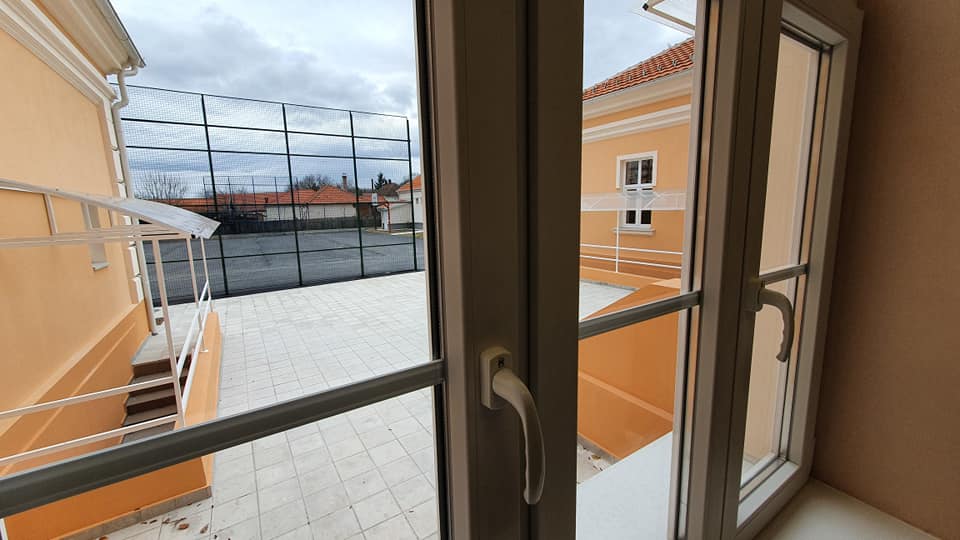 Završeni radovi na objektu osnovne škole u Kamenovu FOTO