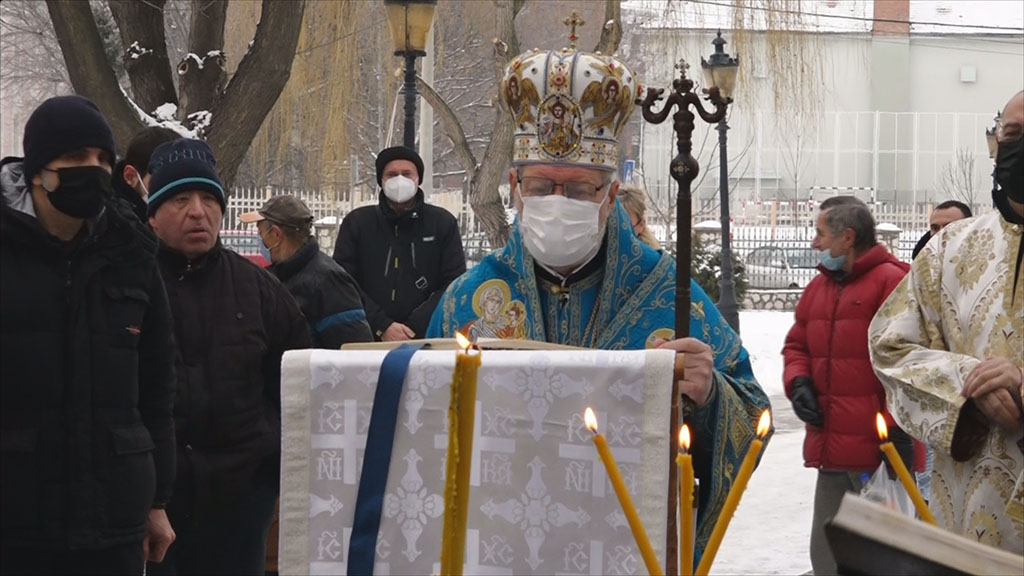 Episkop požarevačko-braničevski Ignatije služio je na Bogojavljenje u Sabornoj crkvi u Požarevcu (FOTO)