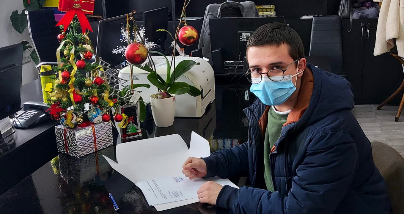 Potpisivanje ugovora o stipendiranju za školsku 2020/2021 godinu
