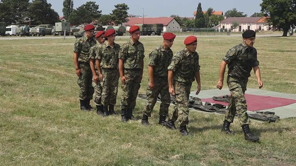 Dobrovoljno služenje vojske i u elitnim jedinicama