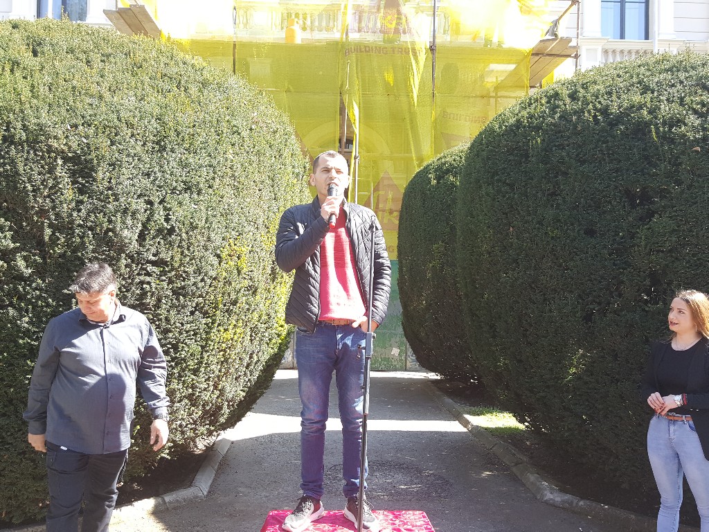 Požarevac: Na protestu „Minut do 12“, govornici bez dlaka na jeziku (FOTO)