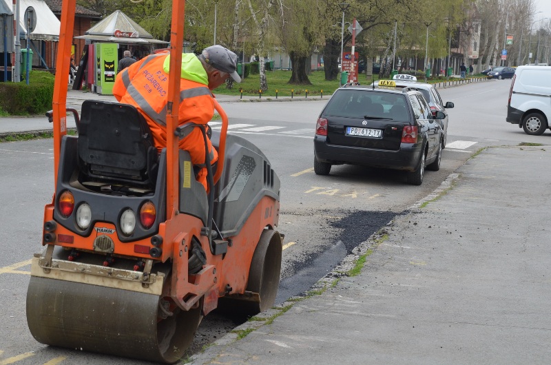 U toku su radovi na letnjem održavanju putne infrastrukture