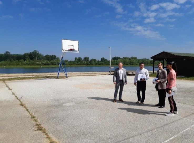 Kostolac: Ugradnja tartan podloge na sportskim terenima i postavljanje dečijeg mobilijara