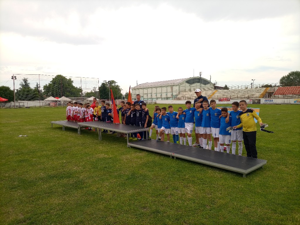 Dodela pehara pobednicima Memorijalnog turnira „Milanče Rajković Bata“ (FOTO)